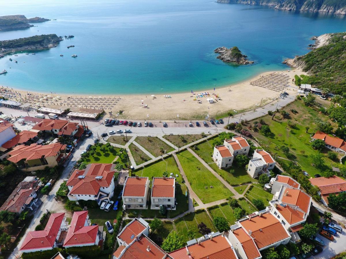 Seathon Seafront Beach Villa In Kalamitsi 외부 사진